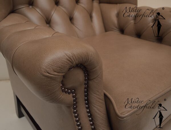 chesterfield-georgian-oorfauteuil-wingchair-taupe-2