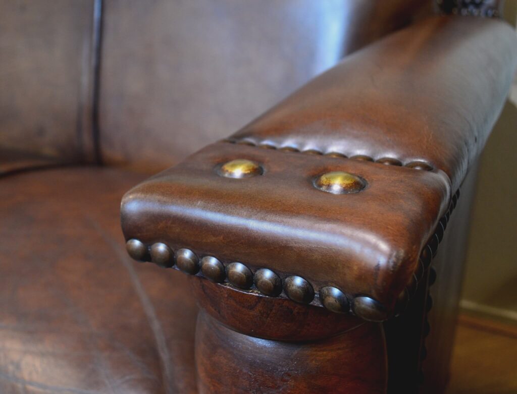 chesterfield_barok_vintage_sofa_detail_arm