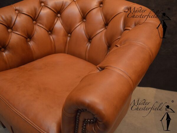 cognac-mister-chesterfield-clubfauteuil-gedelux-1