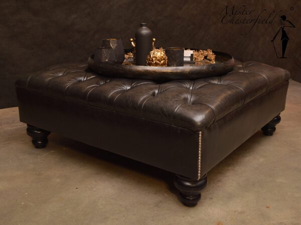 google zwarte vintage chesterfield hocker tafel ottoman 100x100cm detail leder antraciet brons leer-2